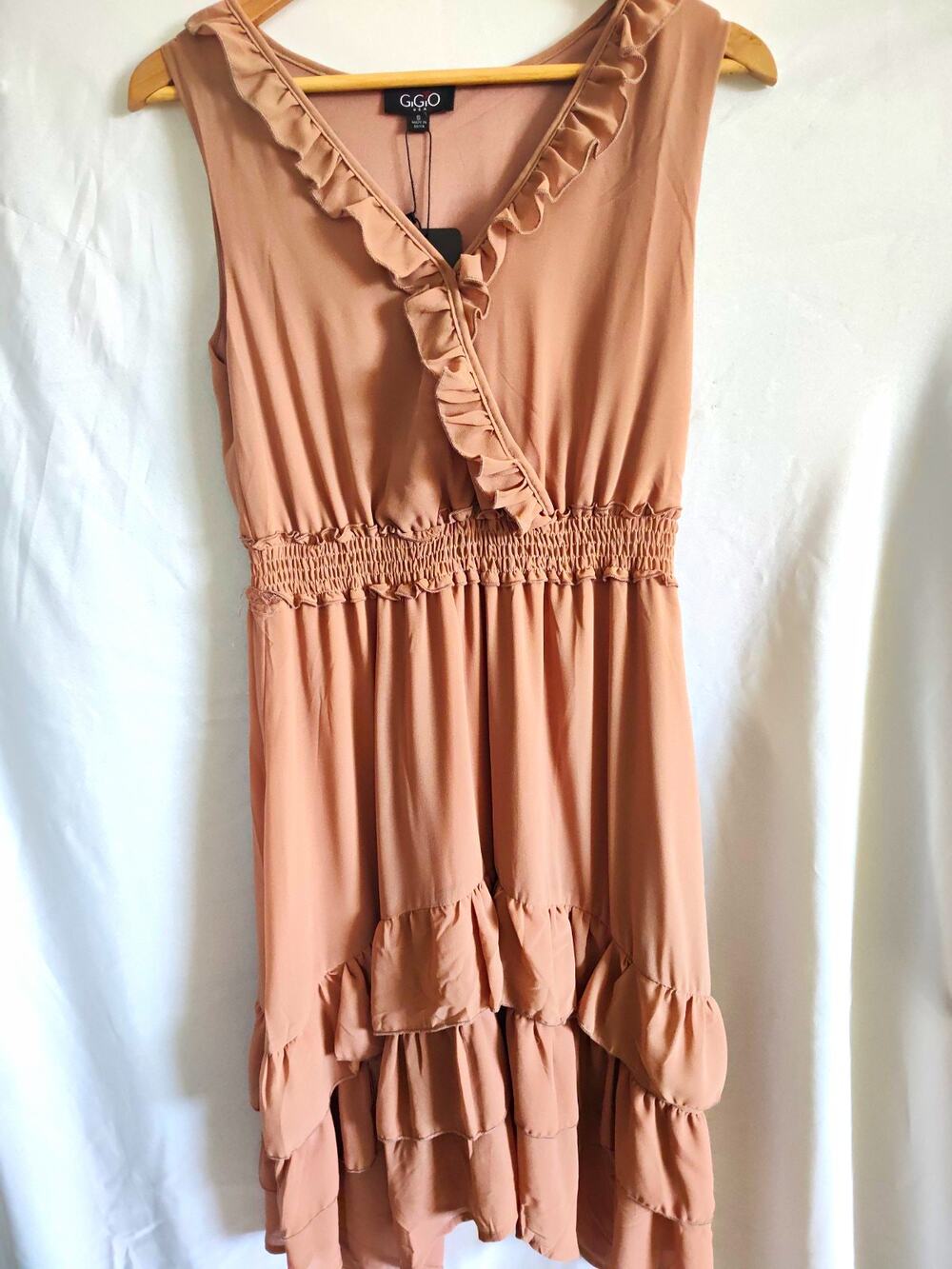 GiGio Solid Beige V-Neck Sleeveless Ruffle Smocked Lined Dress Size S